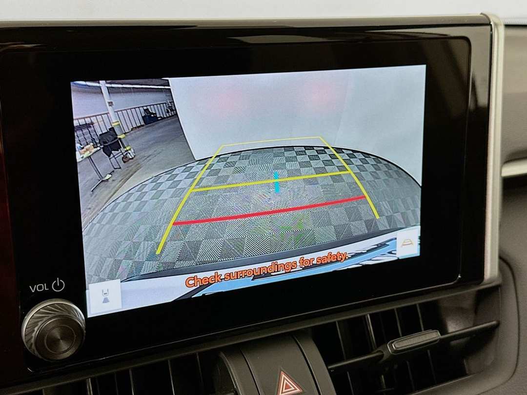 2024 Toyota Rav4 XLE - Image 15