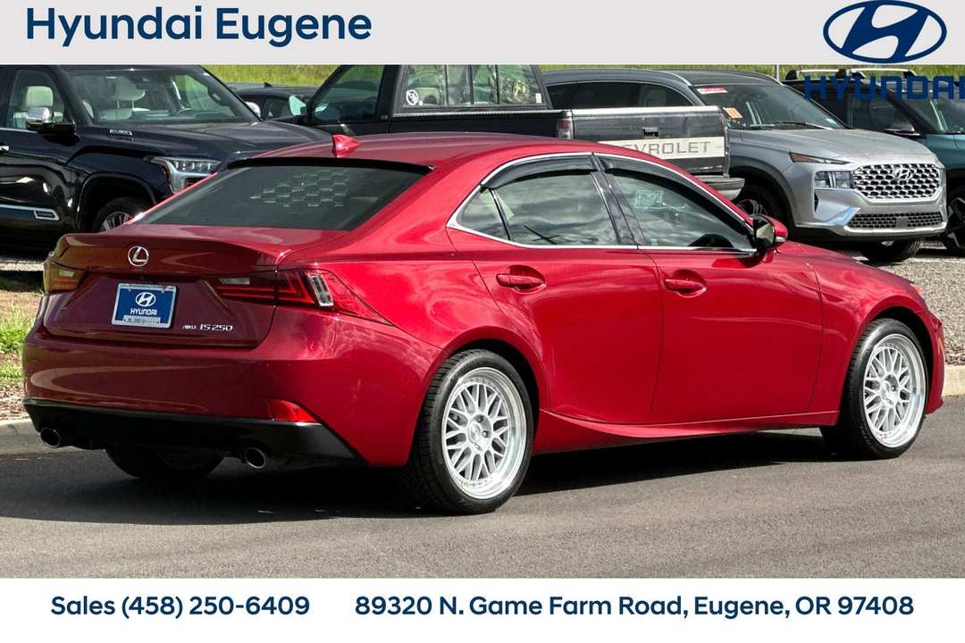2015 Lexus Is 250 - Image 3