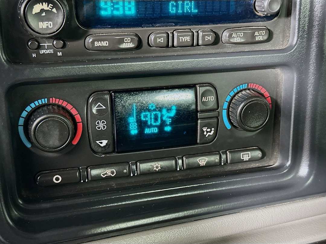 2006 Chevrolet Silverado 2500Hd LT - Image 15