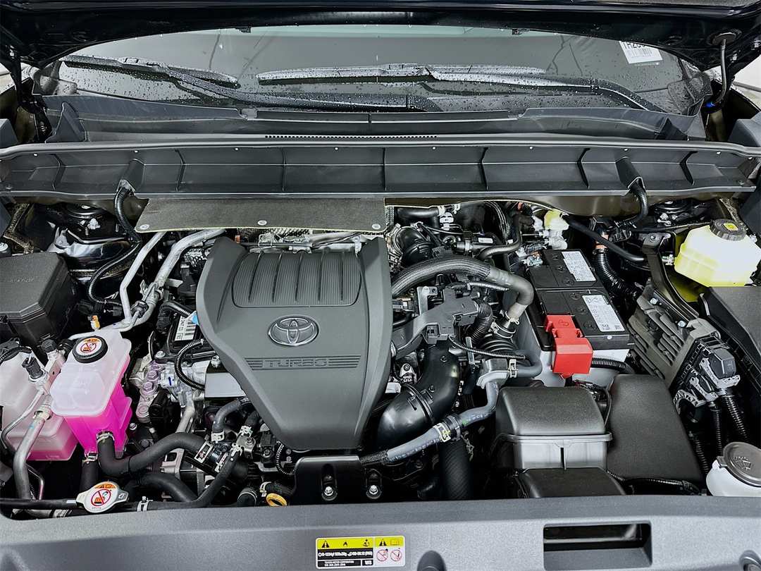 2026 Toyota Highlander XSE - Image 33