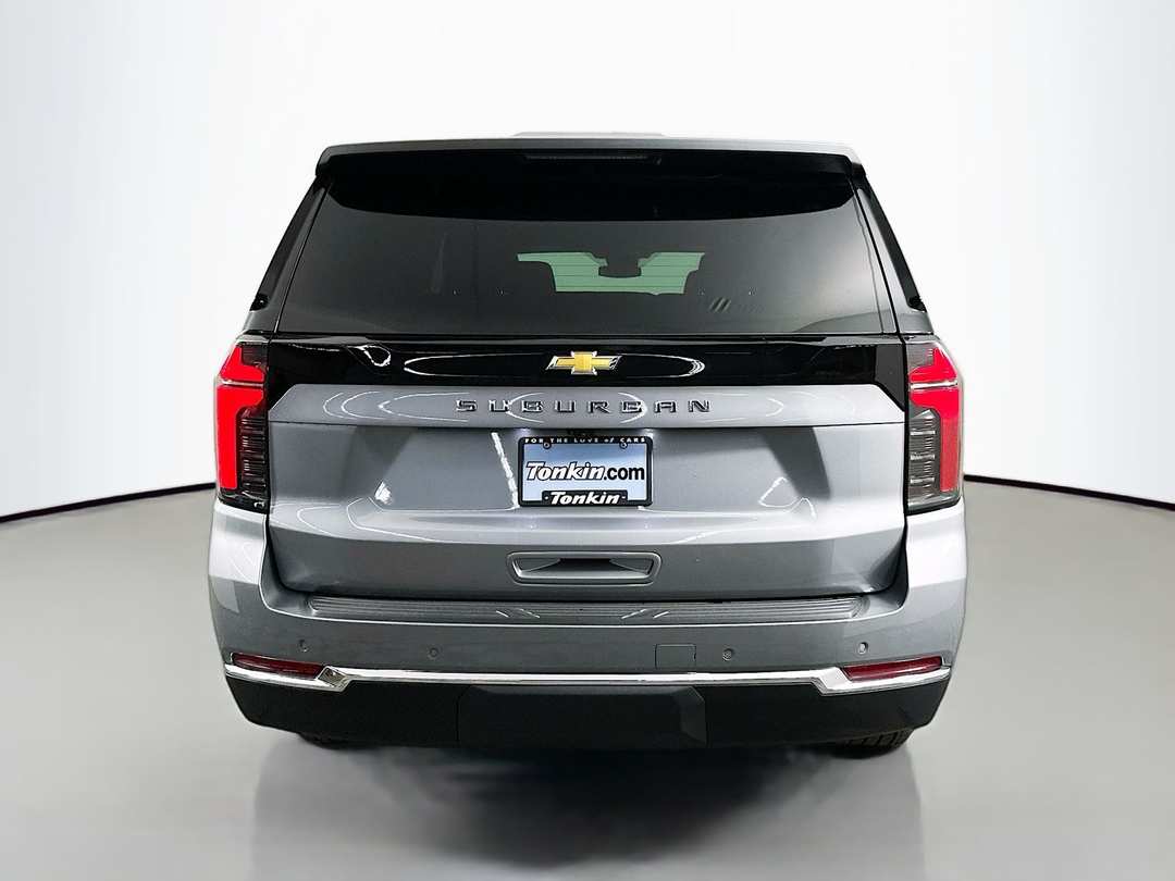2025 Chevrolet Suburban LS - Image 6
