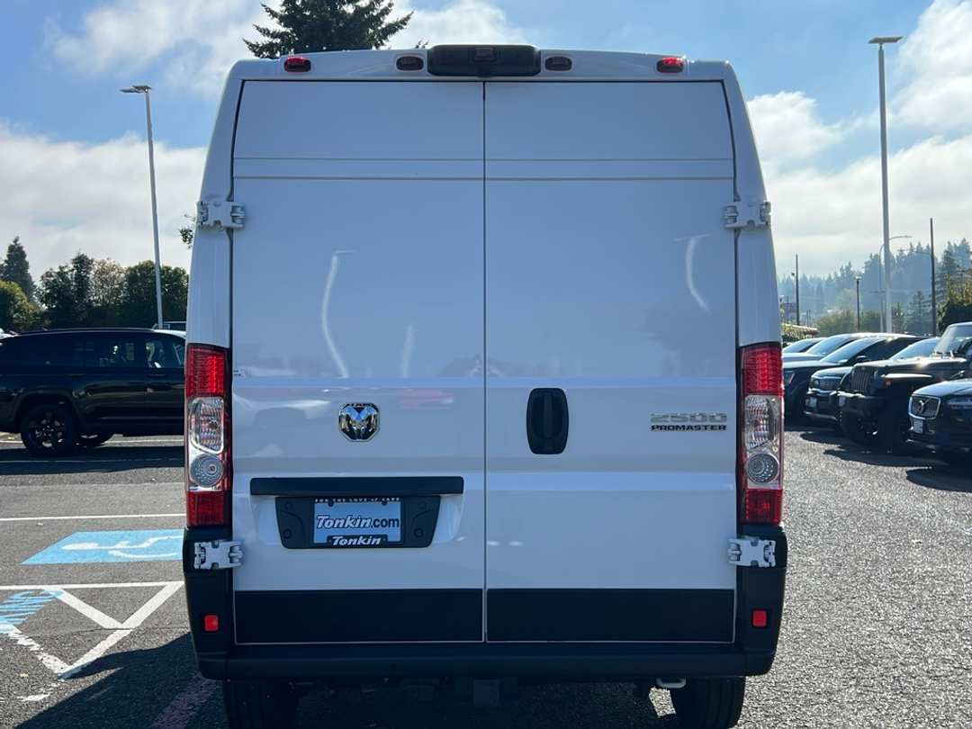 2026 Ram Promaster 2500 High Roof - Image 6