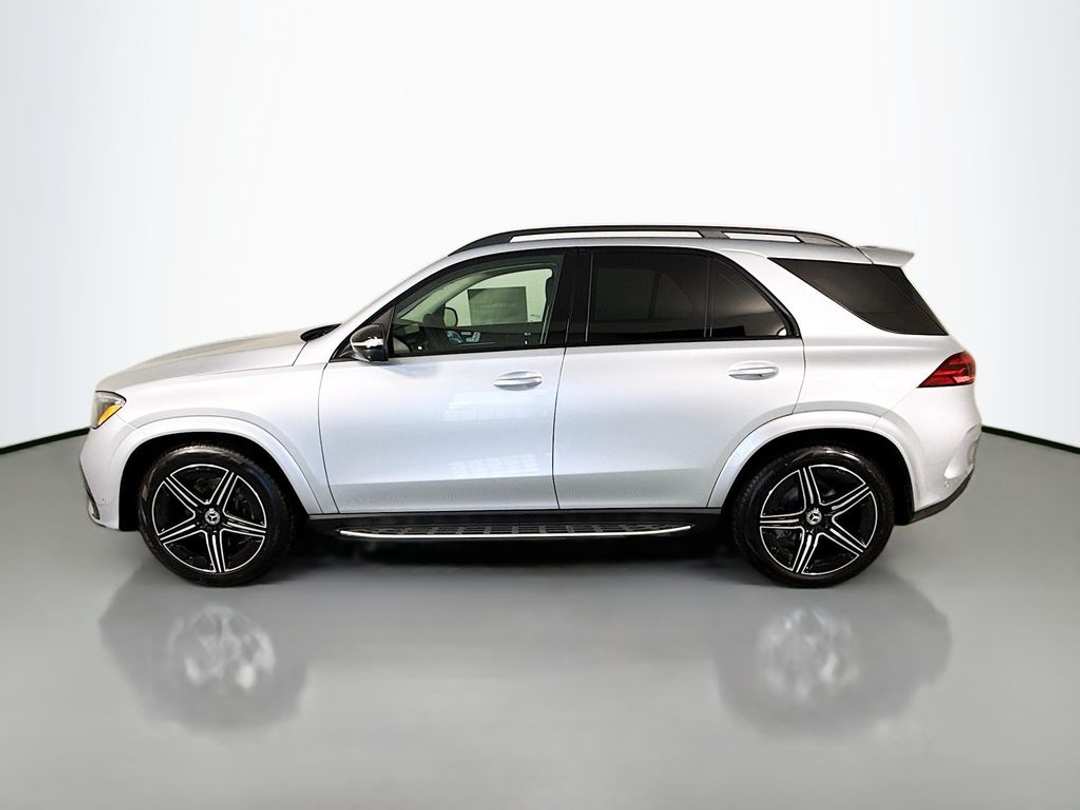 2026 Mercedes-Benz GLE GLE 450 - Image 2