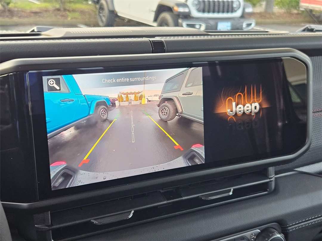 2026 Jeep Gladiator Rubicon - Image 21