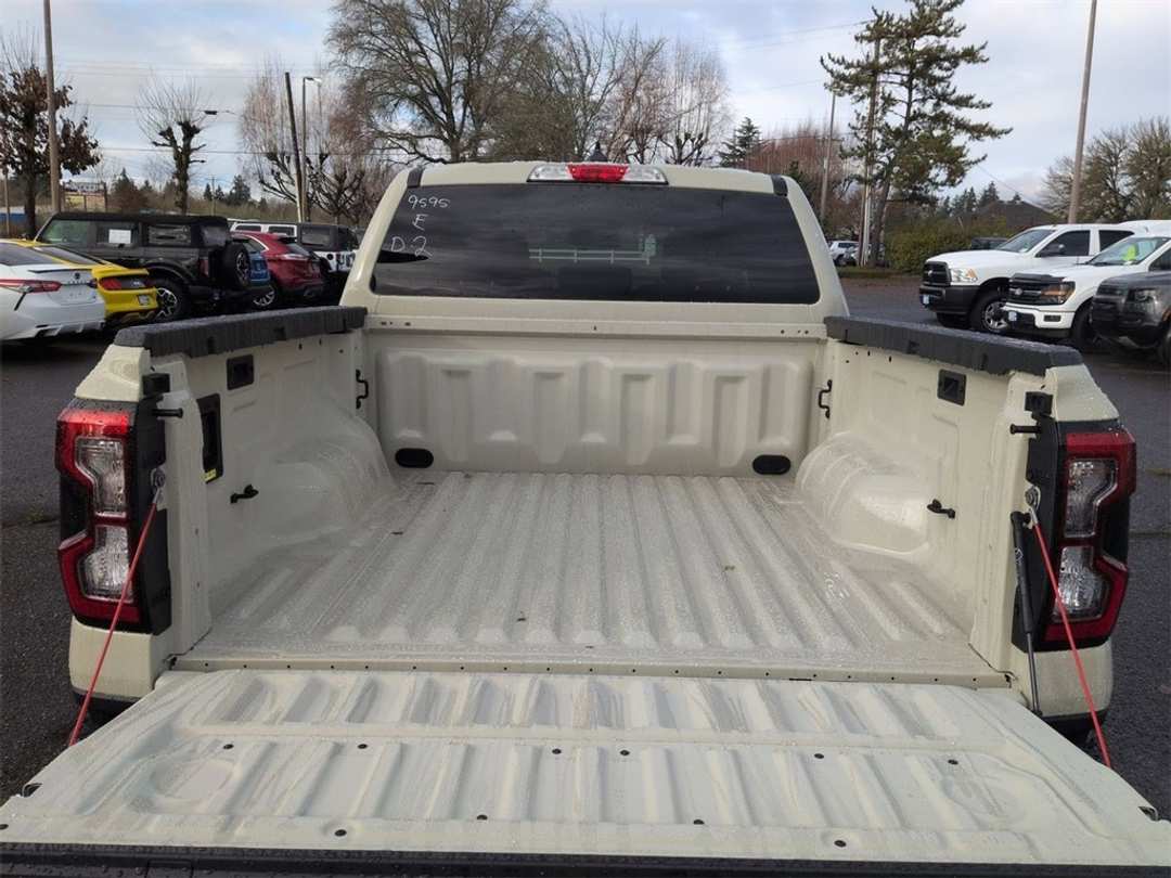 2025 Ford Ranger XLT - Image 24