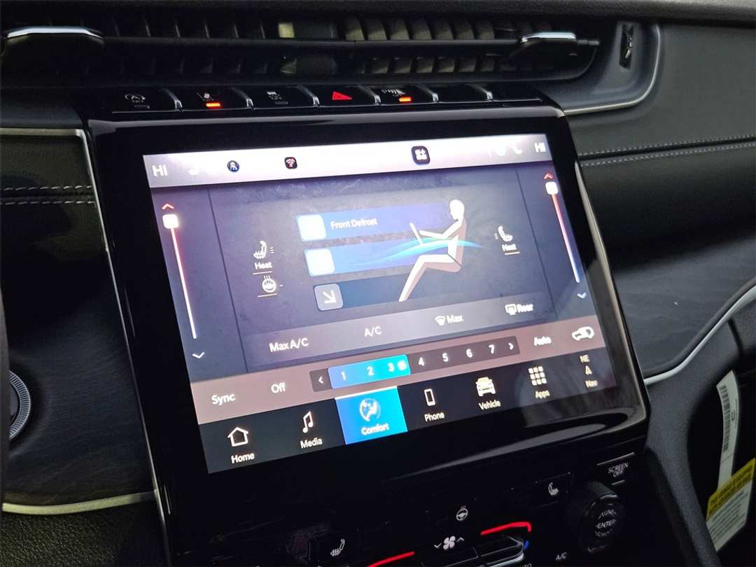 2025 Jeep Grand Cherokee Limited - Image 22