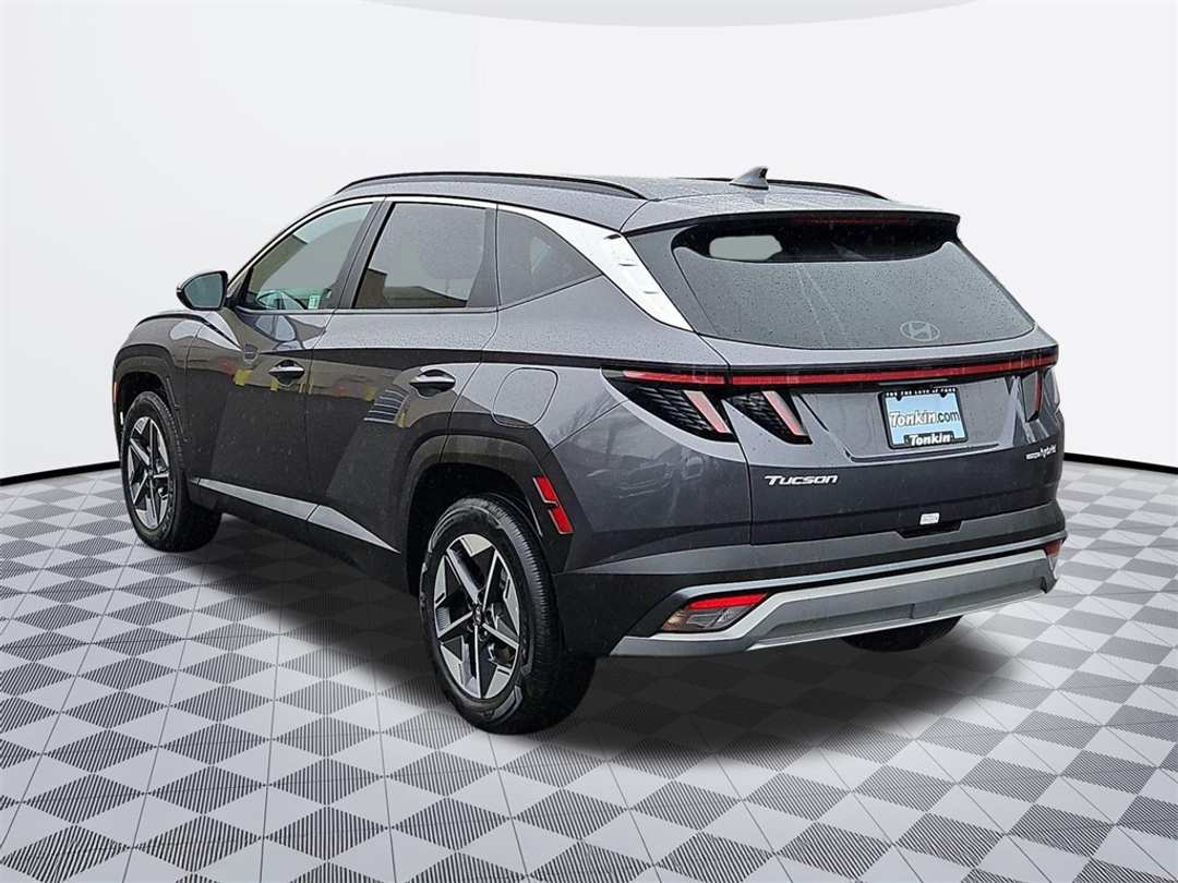 2025 Hyundai Tucson SEL Convenience - Image 4