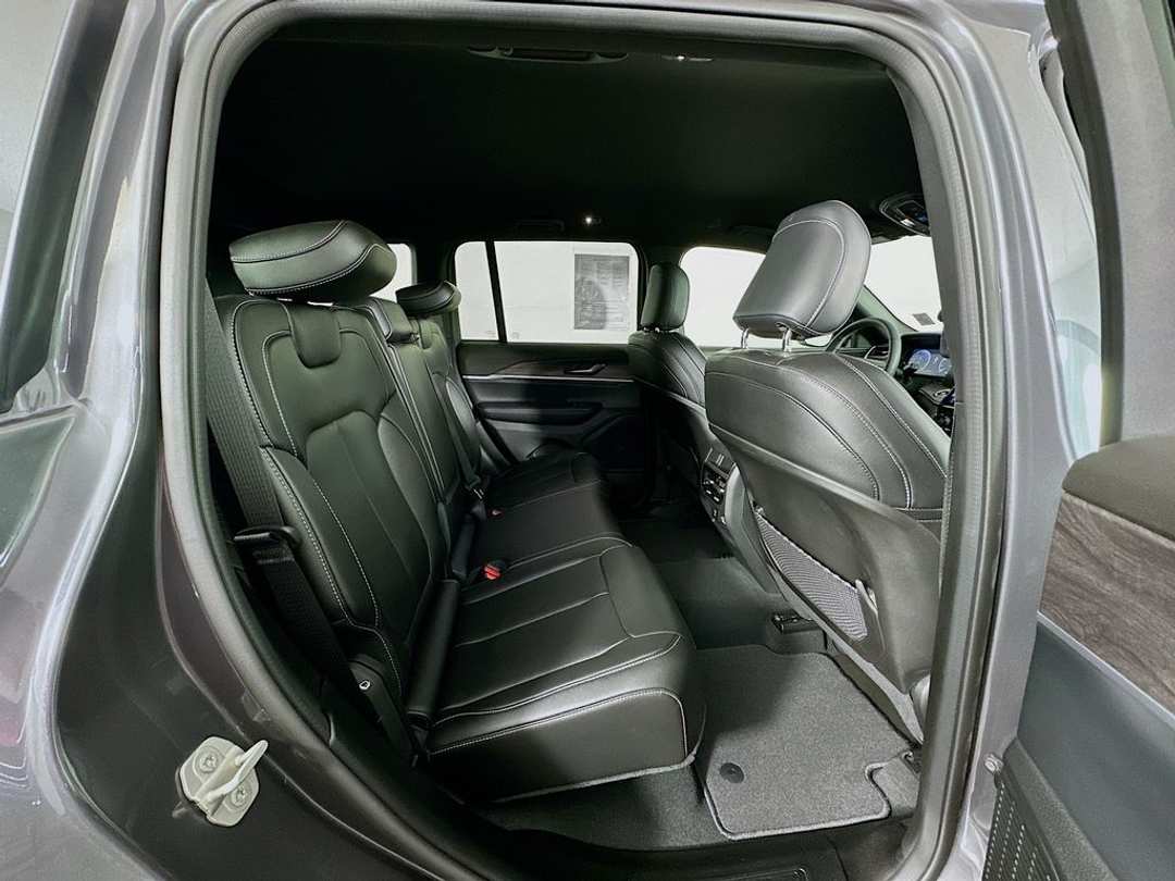 2024 Jeep Grand Cherokee Limited - Image 28