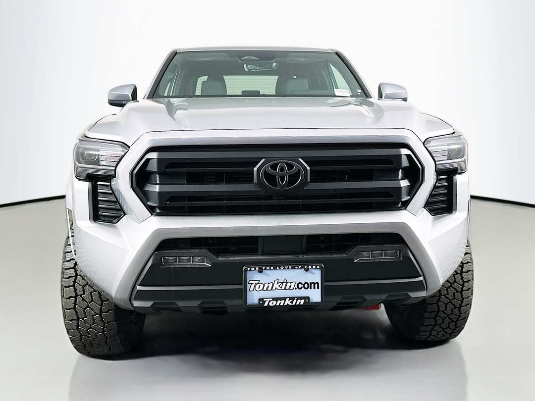 2025 Toyota Tacoma SR5 - Image 2