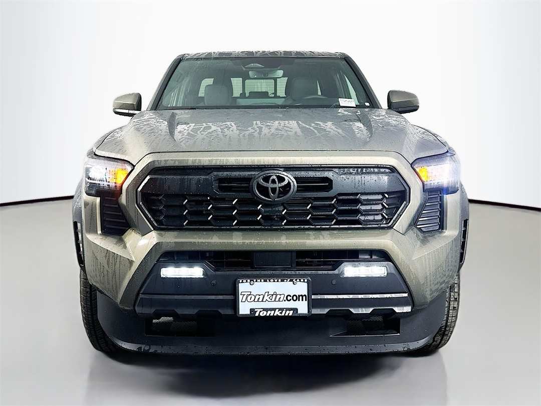 2025 Toyota Tacoma TRD Off Road - Image 2