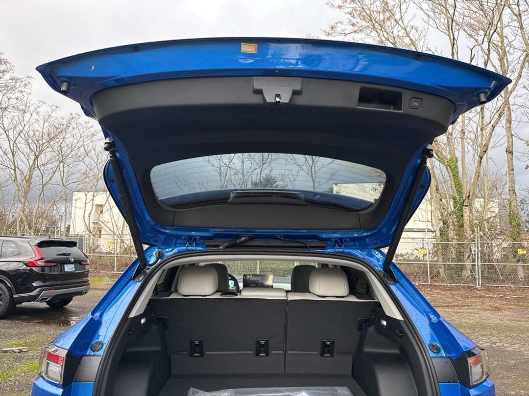 2025 Honda Prologue Touring - Image 11