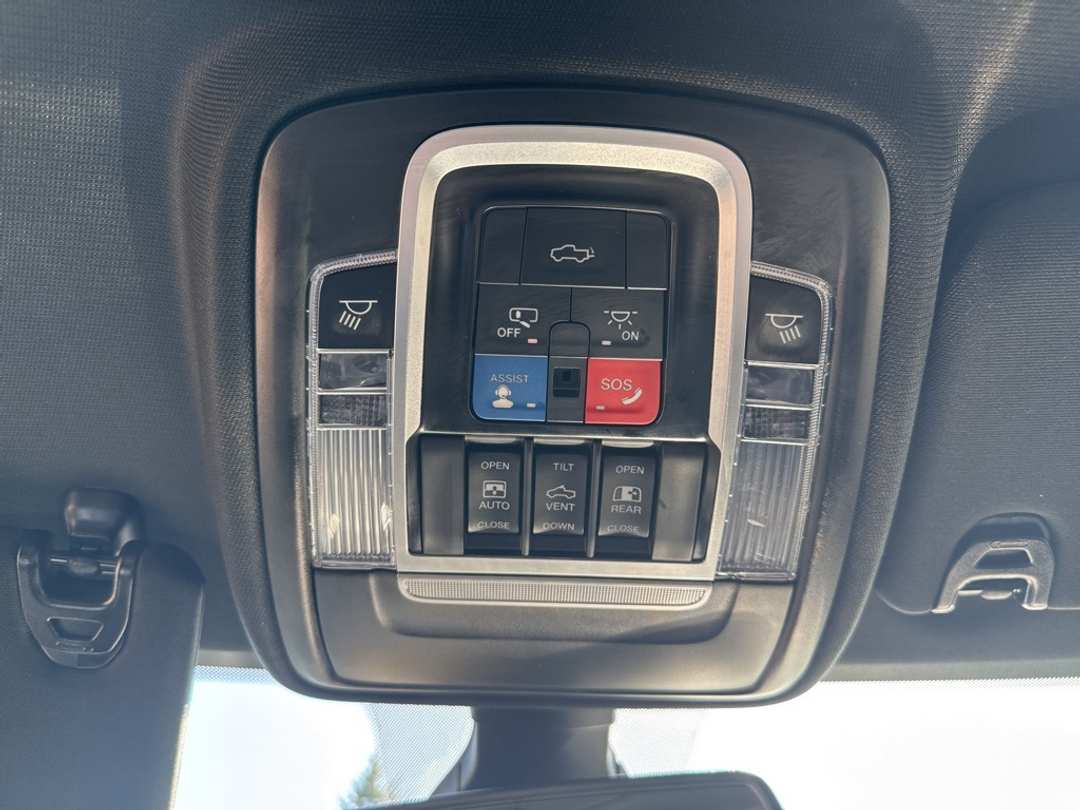 2022 Ram 2500 Laramie - Image 22