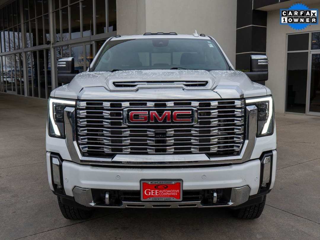 2024 GMC Sierra 3500Hd Denali - Image 3