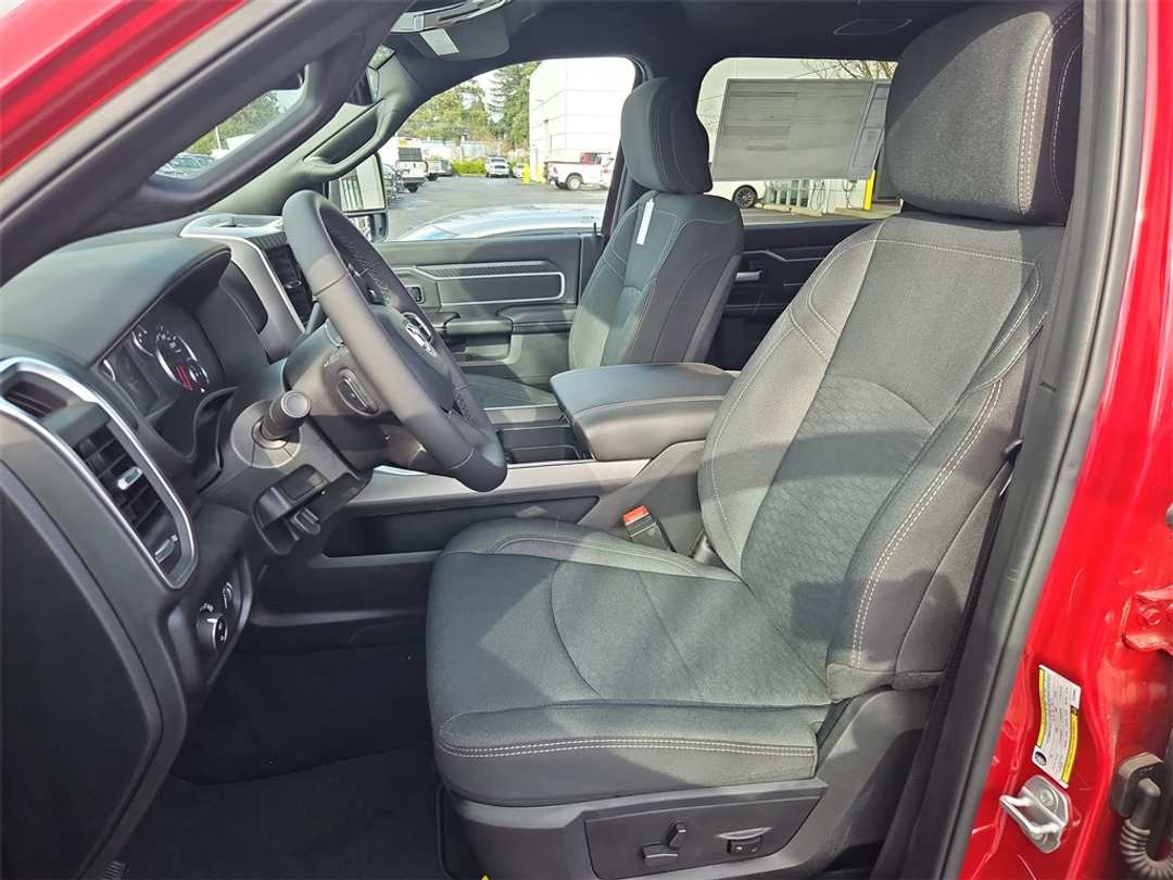 2026 Ram 3500 Big Horn - Image 21