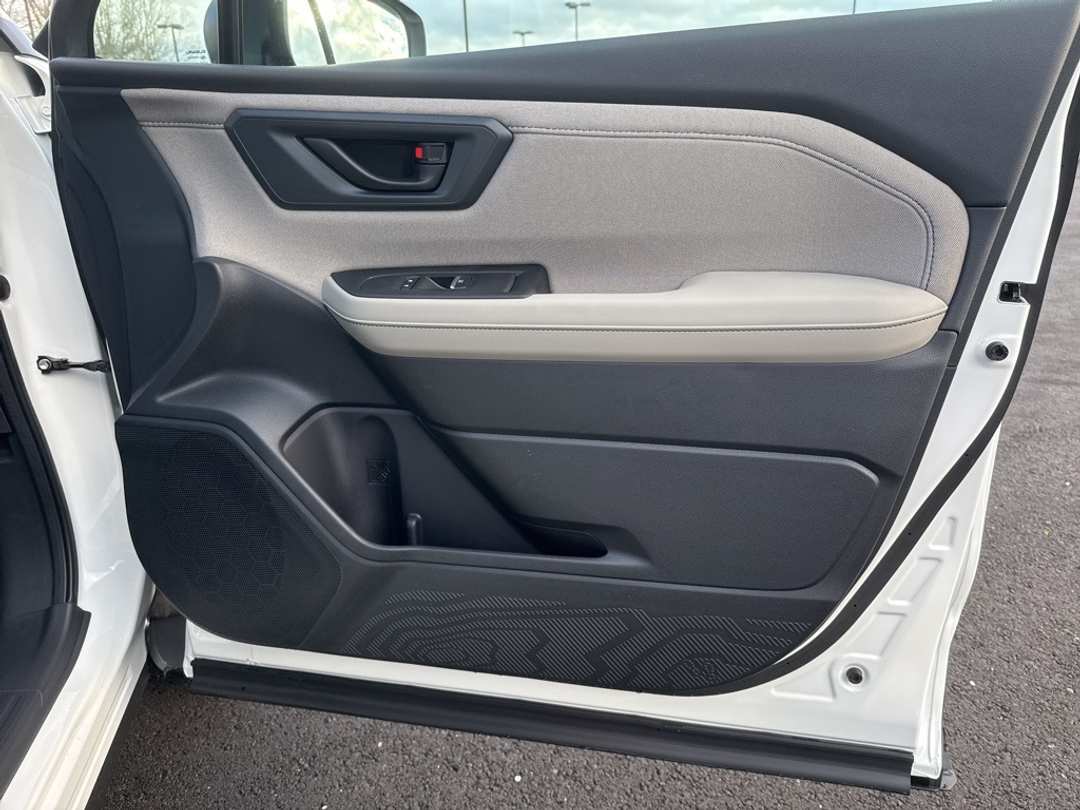 2026 Subaru Forester Premium - Image 27