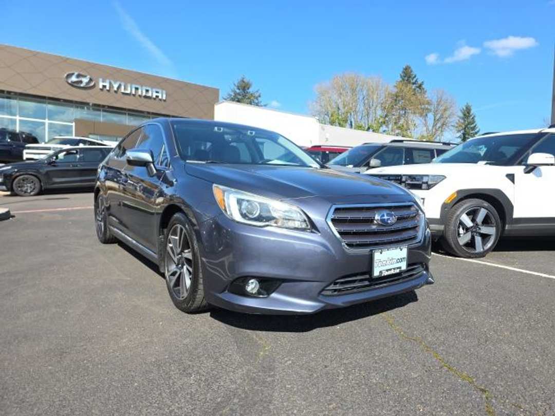 2017 Subaru Legacy 2.5i - Image 2