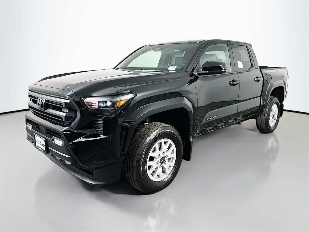 2025 Toyota Tacoma SR5 - Image 3