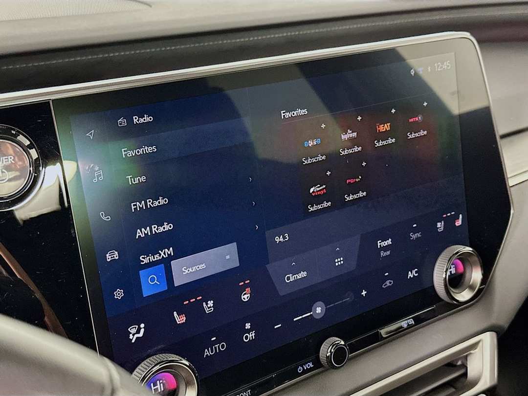 2024 Lexus RX 500h F SPORT Performance - Image 16