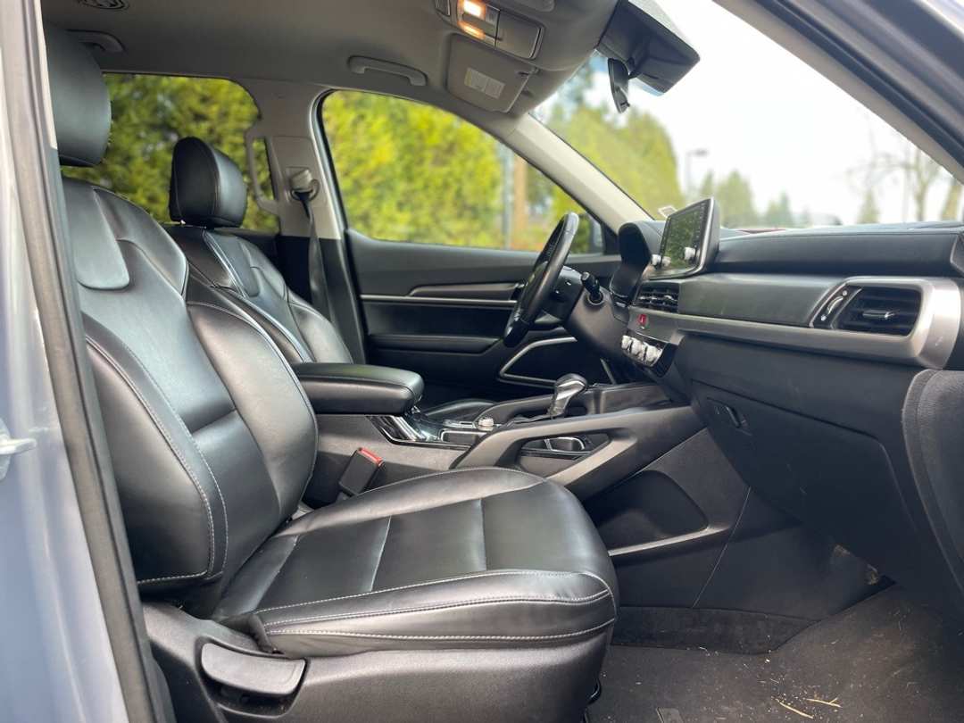 2021 Kia Telluride LX - Image 20