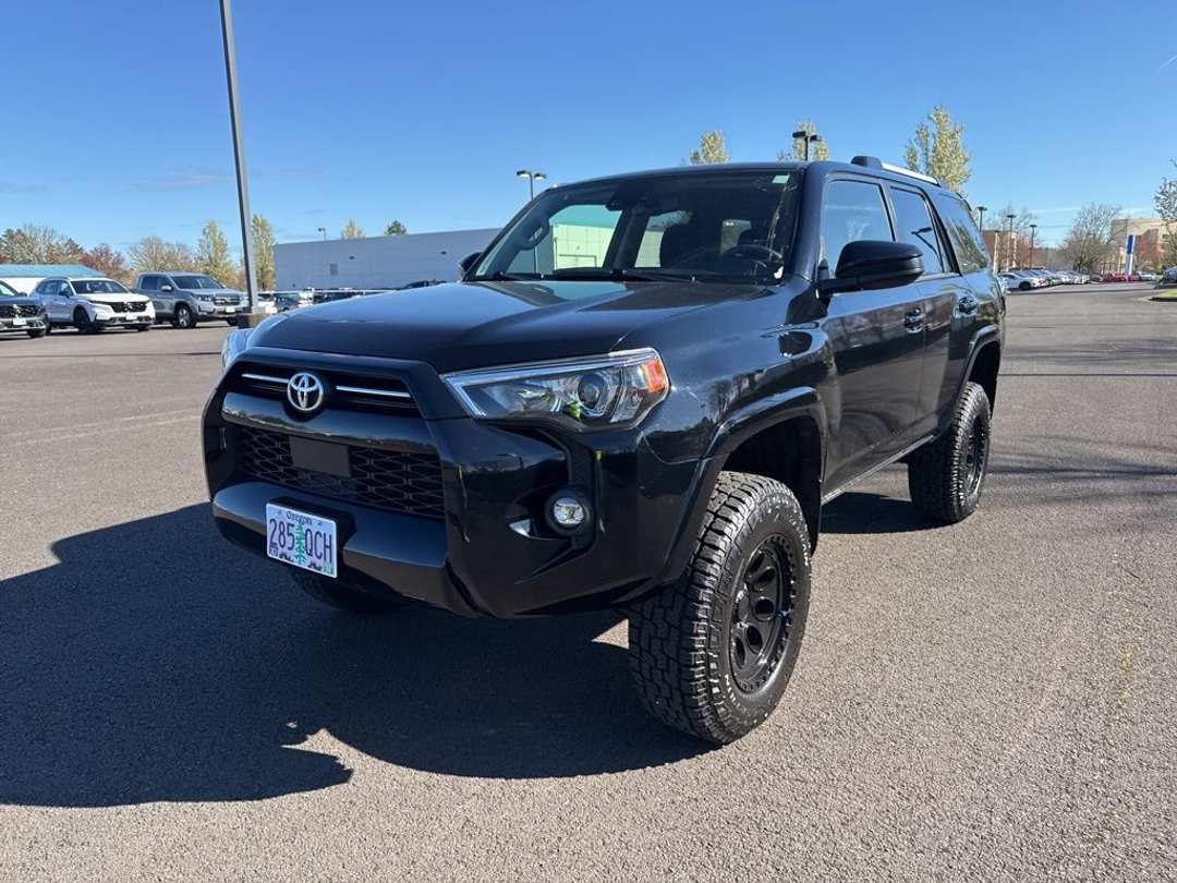 2022 Toyota 4Runner SR5 - Image 3