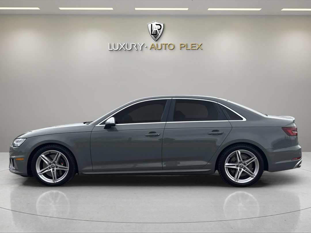2019 Audi S4 PREMIUM PLUS ONLY 46,000 MILES SHARP - Image 2