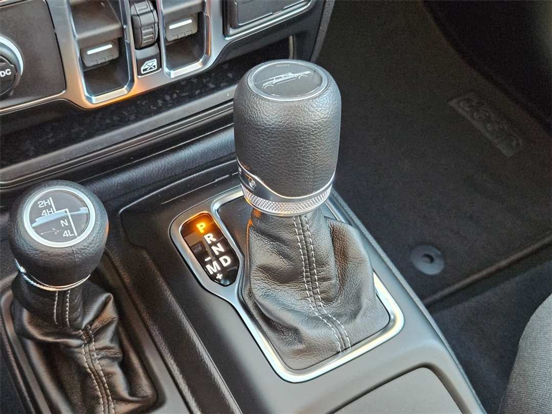 2026 Jeep Gladiator Sport - Image 18