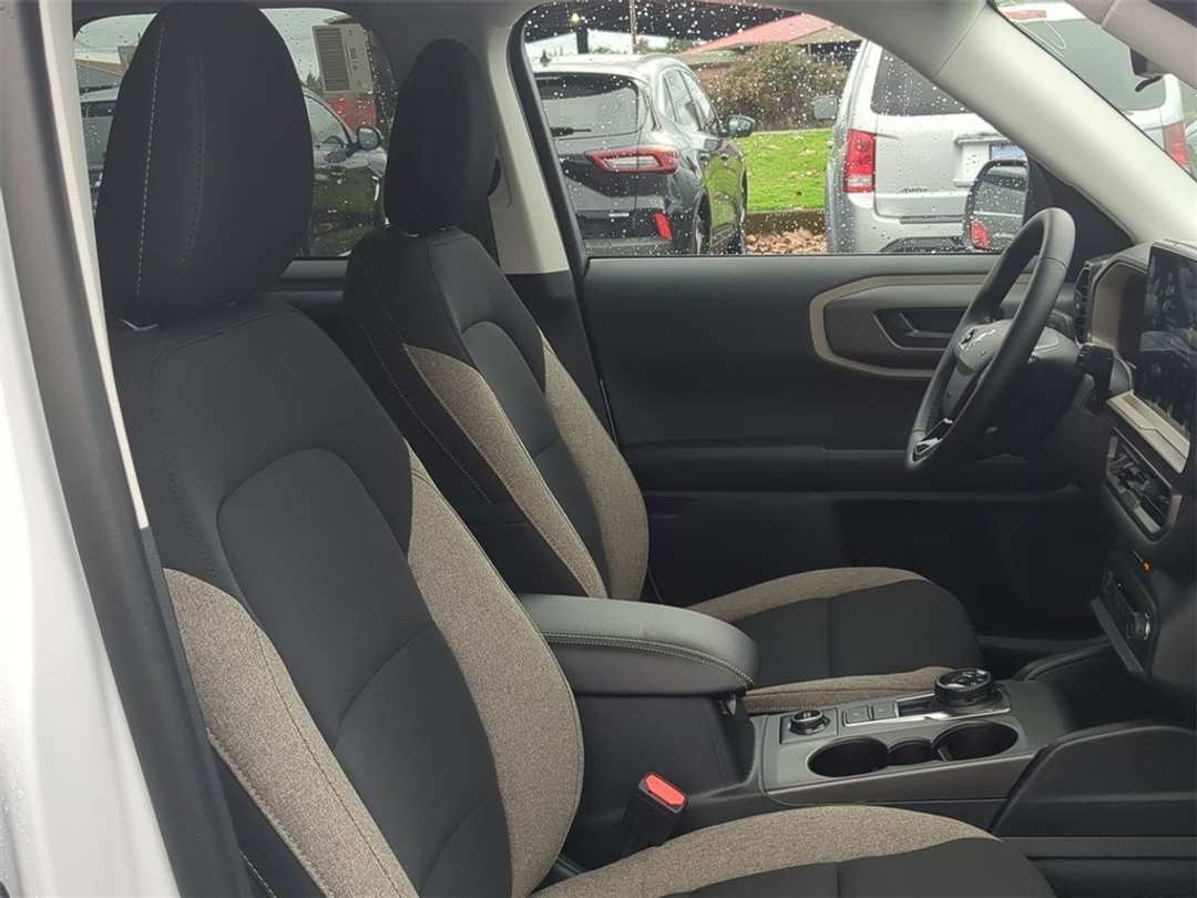 2025 Ford Bronco Sport Big Bend - Image 28