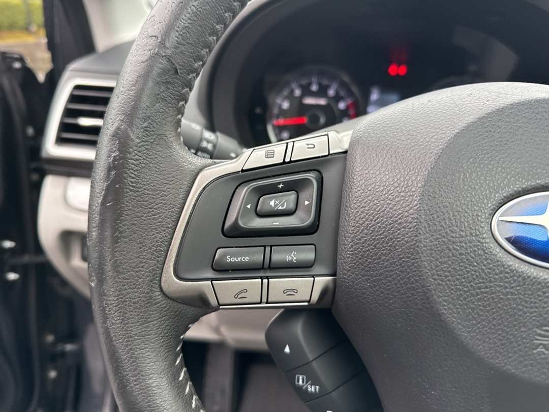 2016 Subaru Forester 2.5i Touring - Image 11
