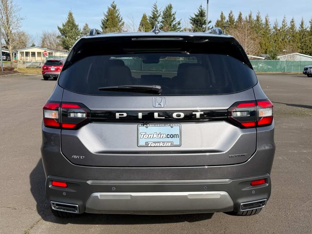 2026 Honda Pilot Touring - Image 7