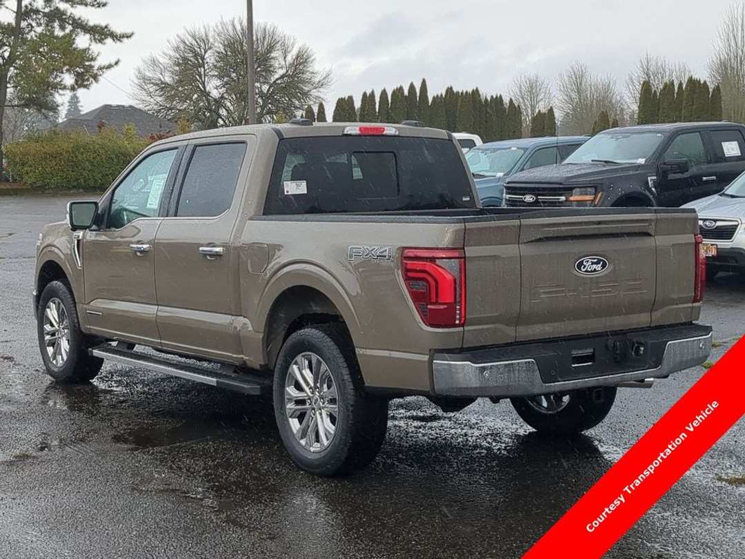 2025 Ford F-150 Lariat - Image 3