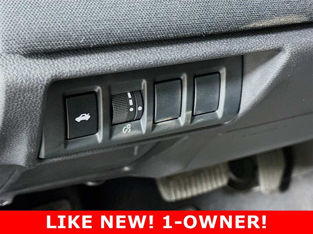 2025 Subaru Legacy Premium - Image 27