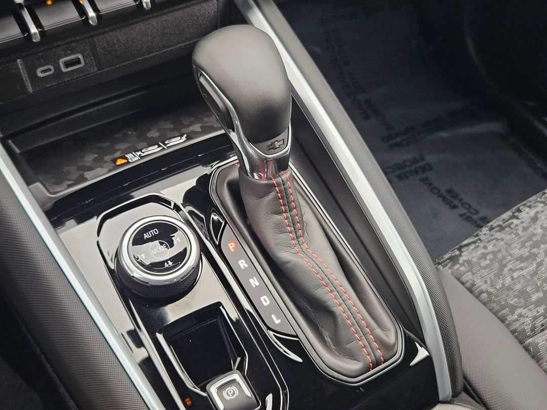 2026 Chevrolet Colorado Z71 - Image 19