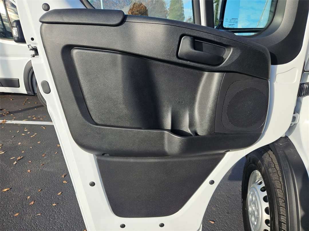 2026 Ram Promaster 1500 Low Roof - Image 10