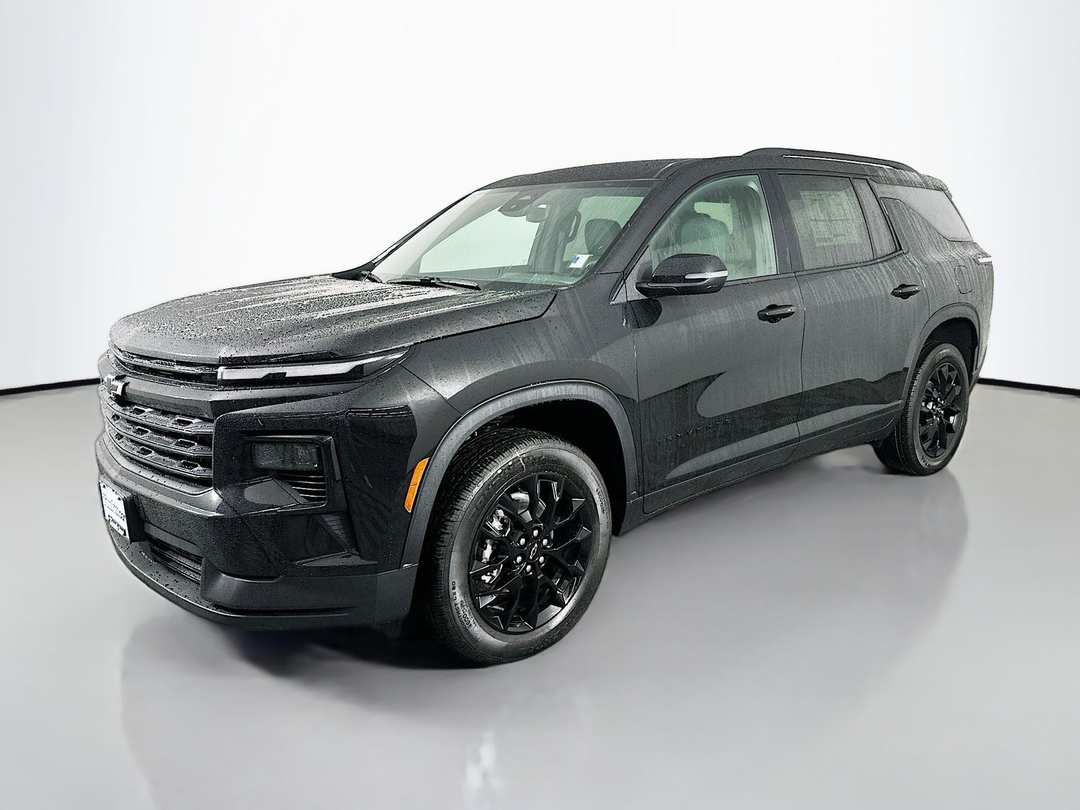 2026 Chevrolet Traverse LT - Image 3