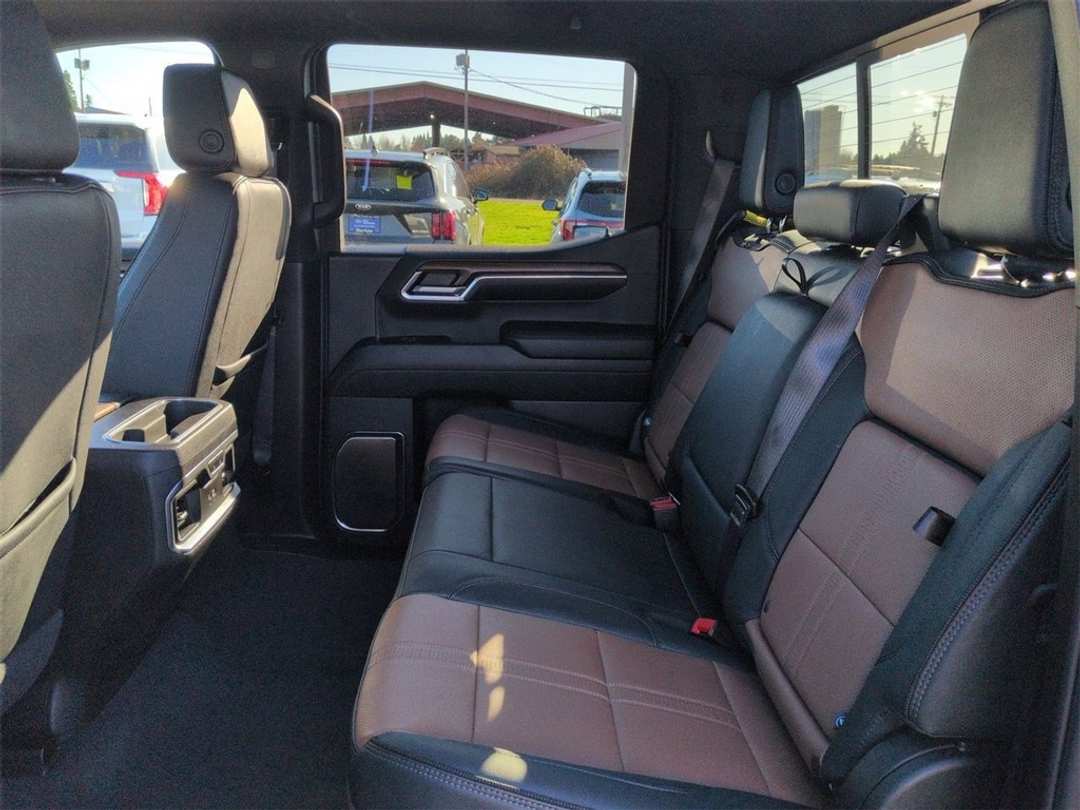 2024 Chevrolet Silverado 1500 High Country - Image 26