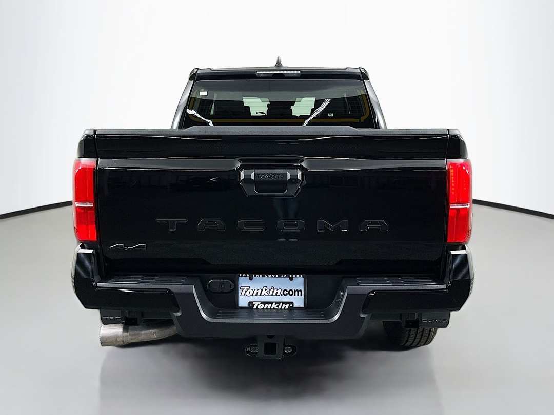 2025 Toyota Tacoma SR5 - Image 6