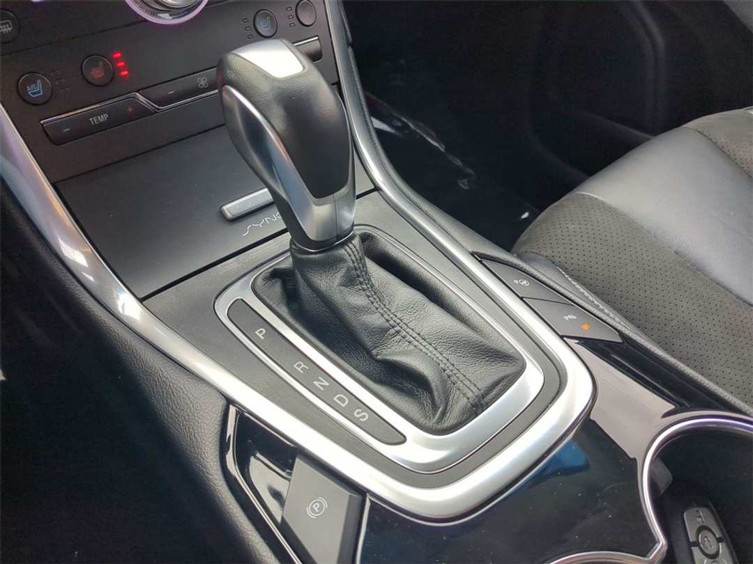 2017 Ford Edge Sport - Image 20