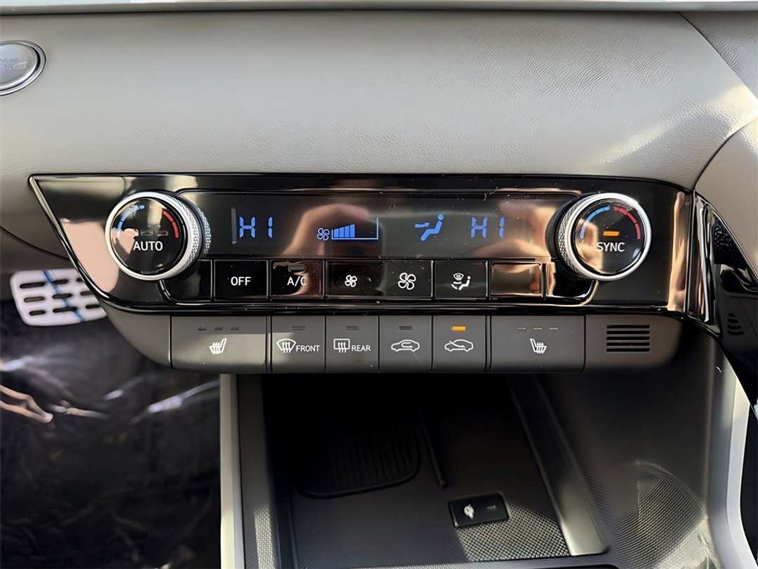 2026 Hyundai Elantra SEL Sport - Image 22