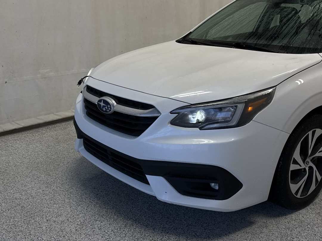 2022 Subaru Legacy Touring - Image 3