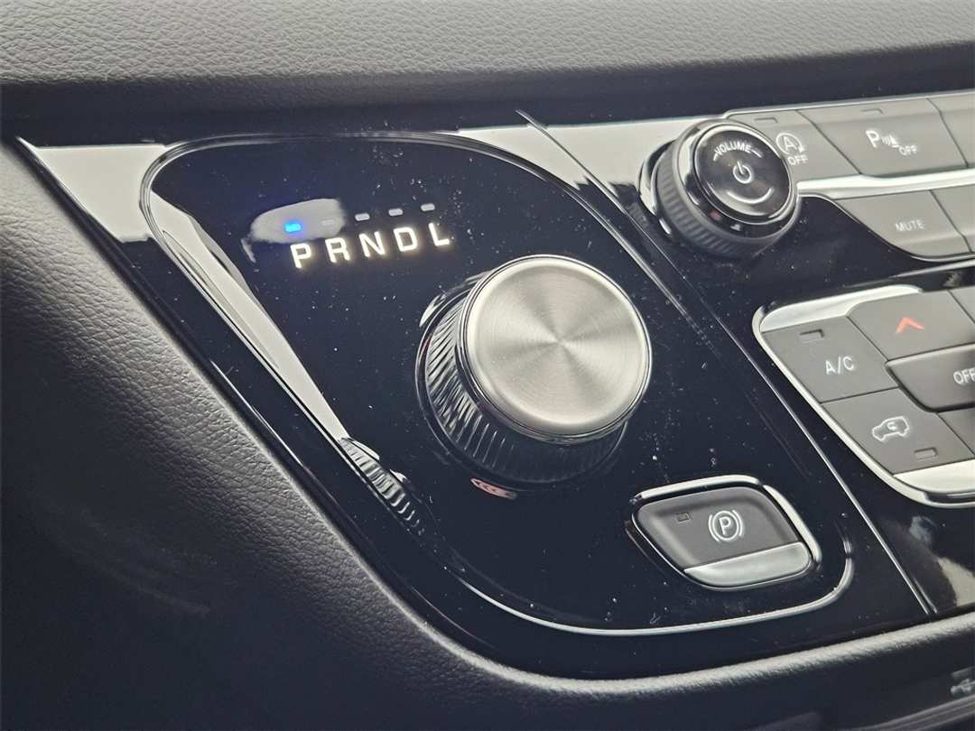 2026 Chrysler Voyager LX - Image 18