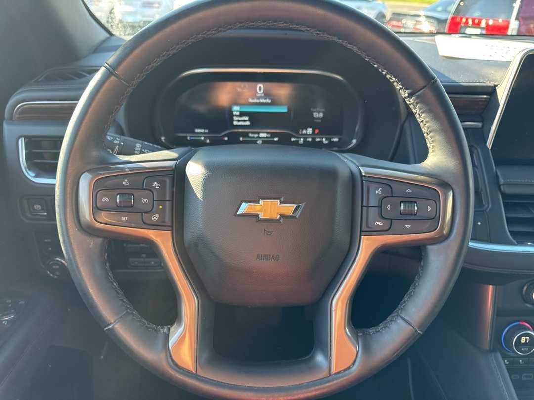 2024 Chevrolet Suburban High Country - Image 23