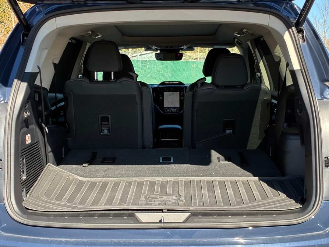 2023 Subaru Ascent Onyx Edition - Image 26