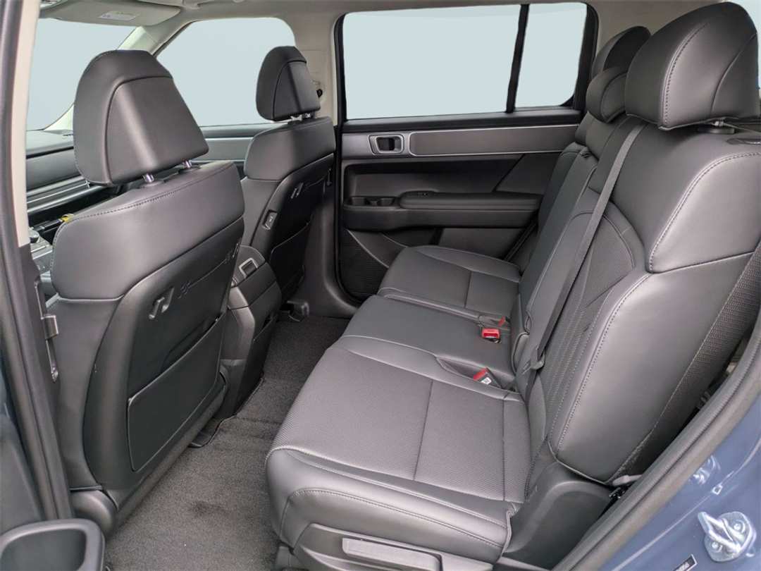 2026 Hyundai Santa Fe SEL - Image 23