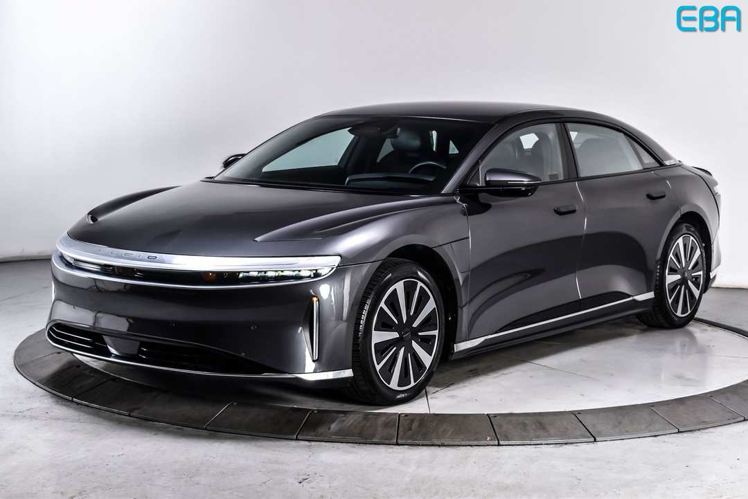 2024 Lucid Air Touring - Image 2