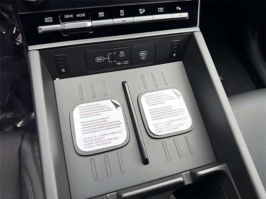 2026 Hyundai Santa Fe Calligraphy - Image 27