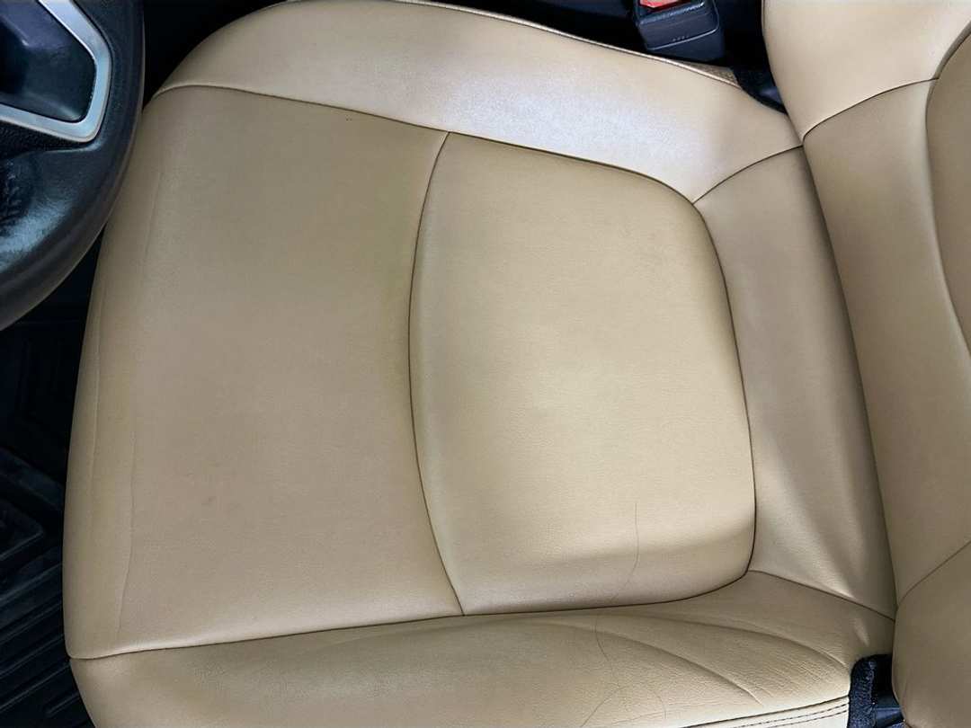 2020 Toyota Rav4 XLE Premium - Image 20