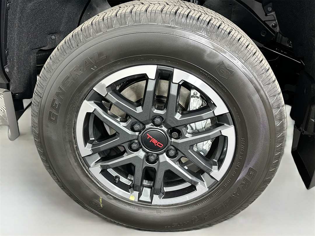 2026 Toyota Tacoma TRD Sport - Image 29