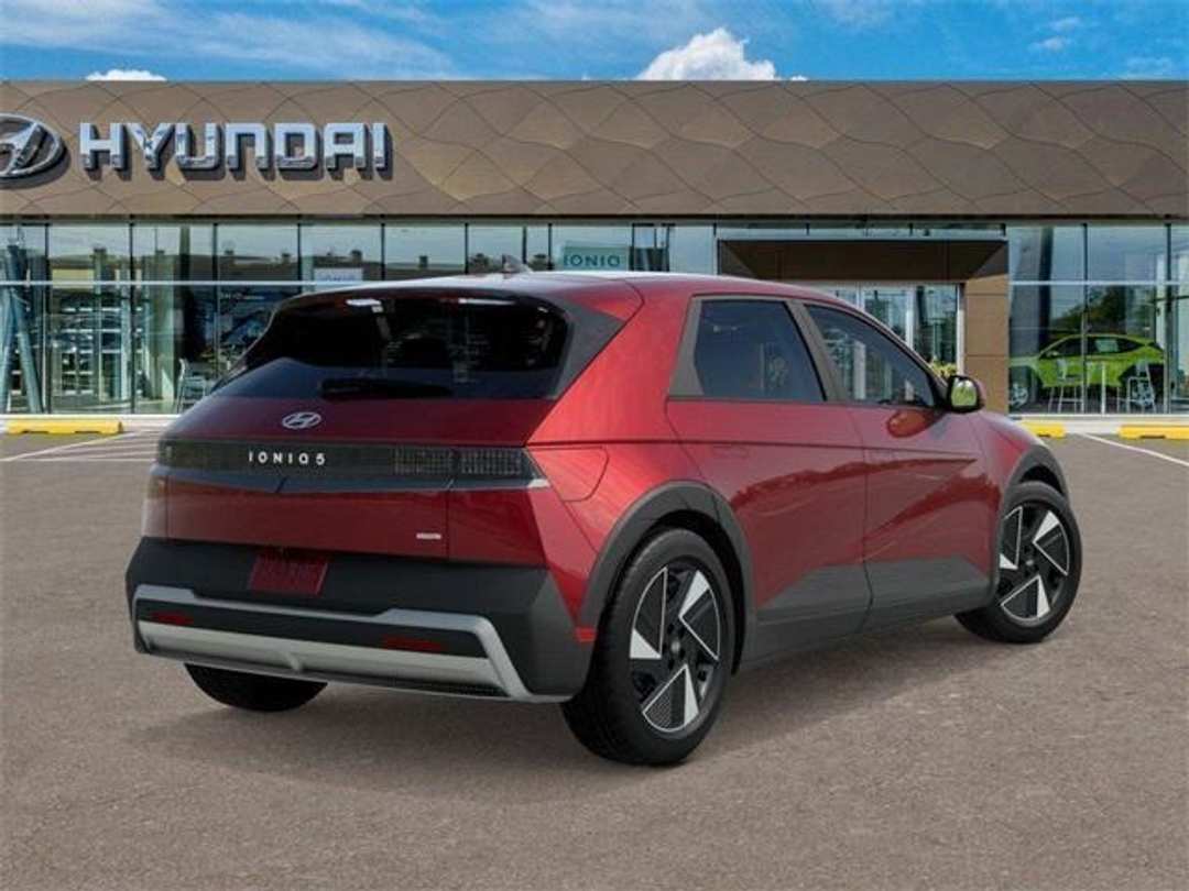 2026 Hyundai Ioniq 5 SEL - Image 4