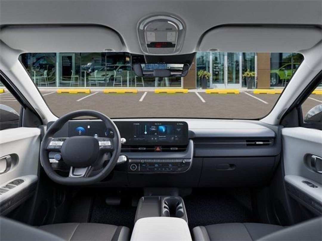 2026 Hyundai Ioniq 5 SE - Image 11