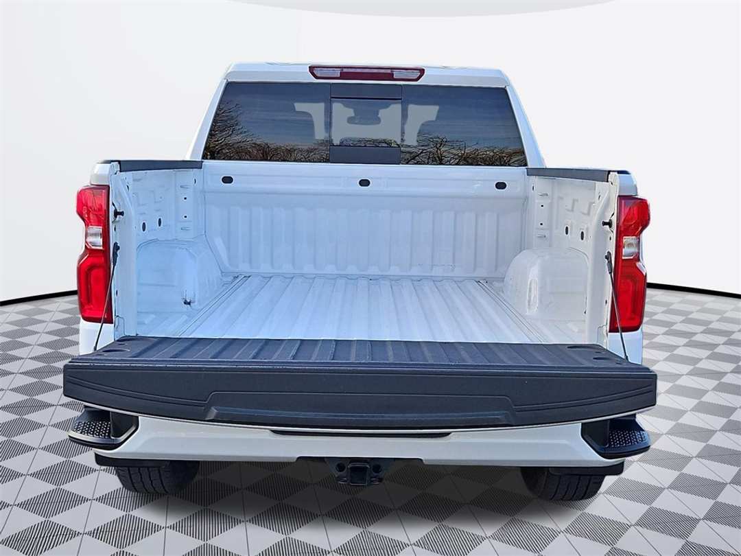 2024 Chevrolet Silverado 1500 RST - Image 23